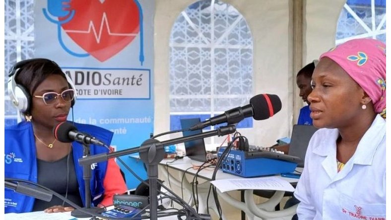 Côte d’Ivoire : les radios communautaires, pilier de la lutte contre le mpox