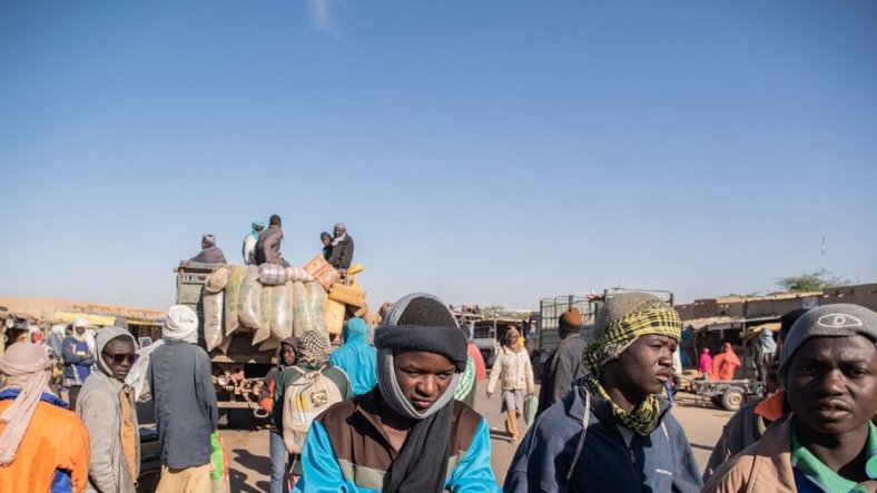 Les migrants en route vers la Méditerranée sont confrontés à des risques extrêmes à travers l’Afrique