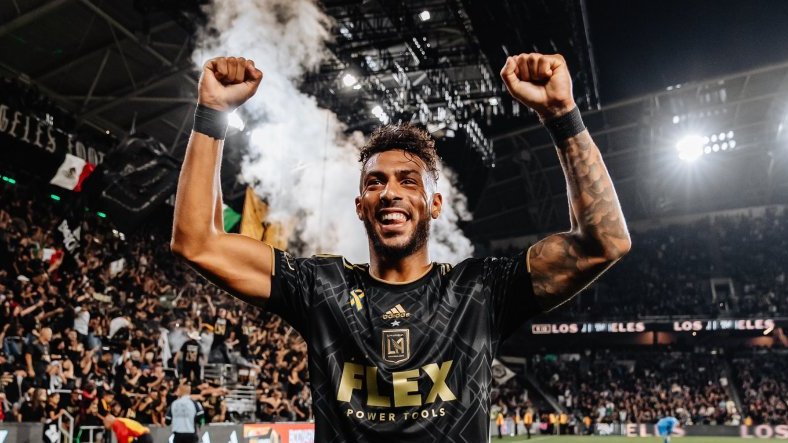 Major League Soccer : Denis Bouanga termine soulier d’or de la saison régulière