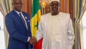 Brice Clotaire Oligui Nguema s’entretient avec le président sénégalais Macky Sall